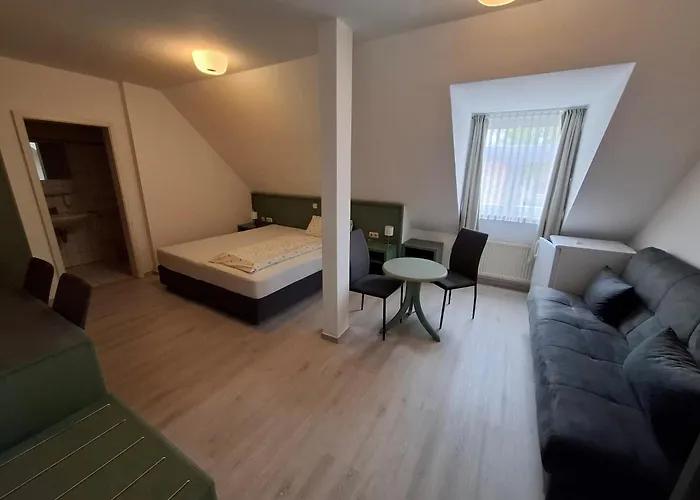 Landhotel Solmser Hof Gbr