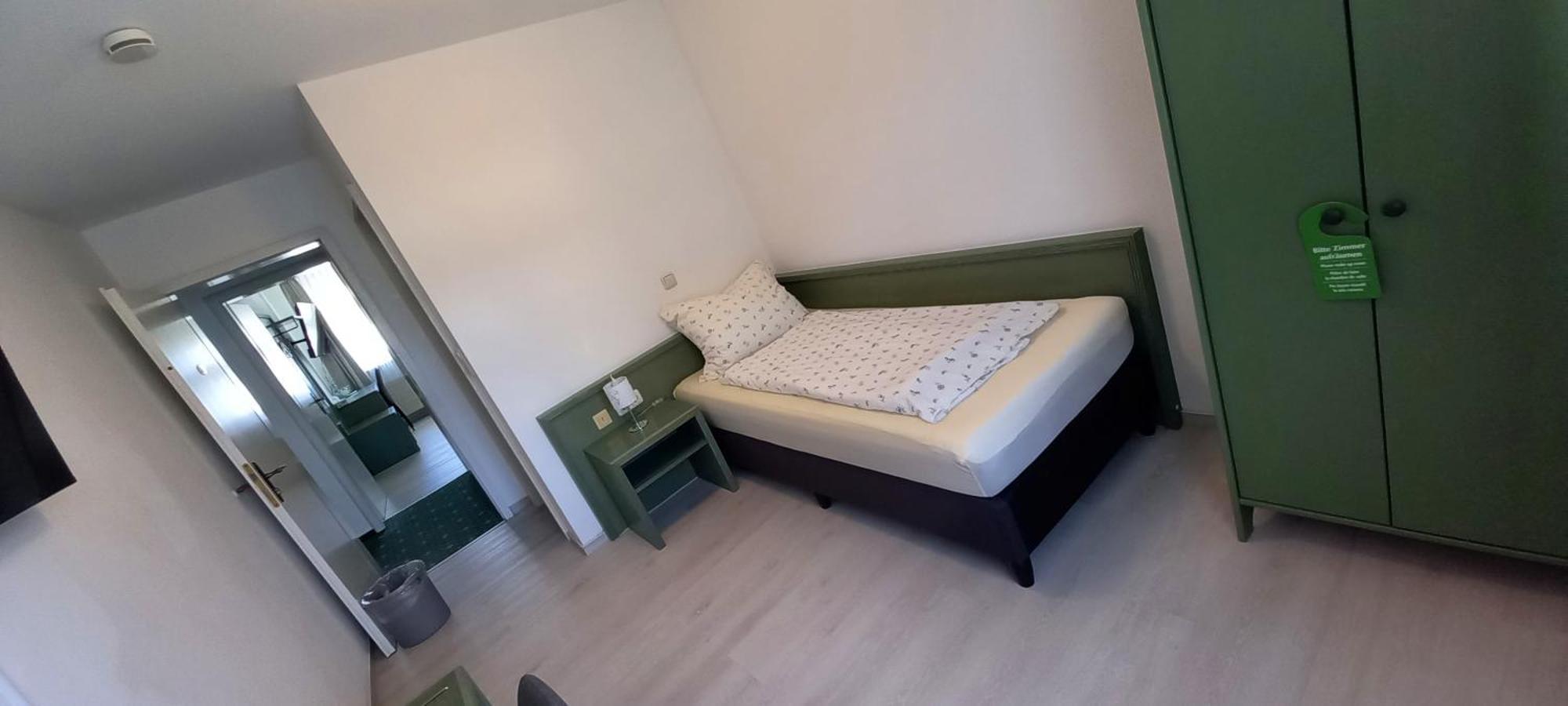 Landhotel Solmser Hof Отель 2*