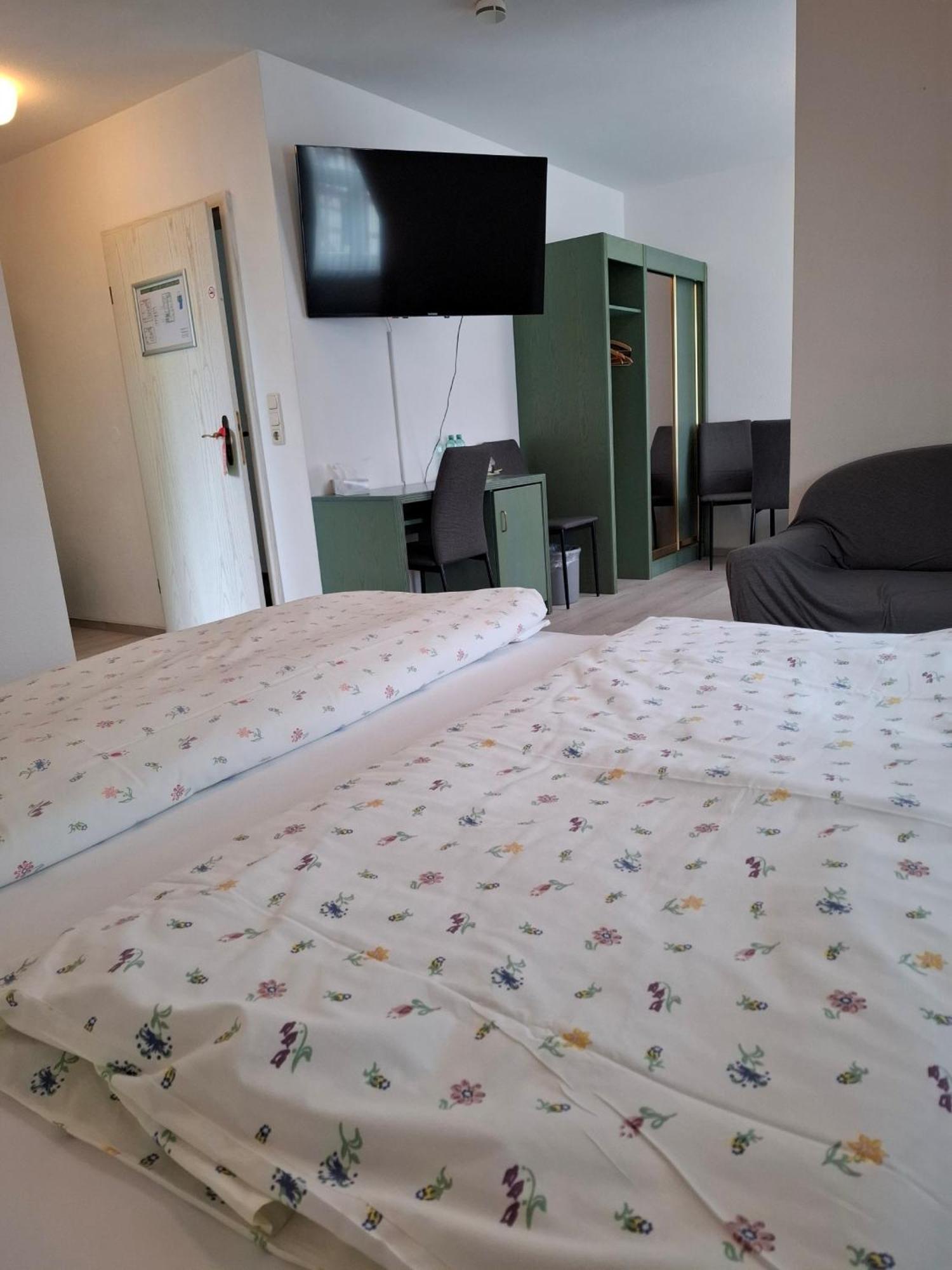 Landhotel Solmser Hof Отель