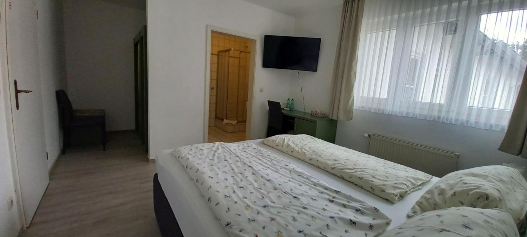 Отель Landhotel Solmser Hof Echzell